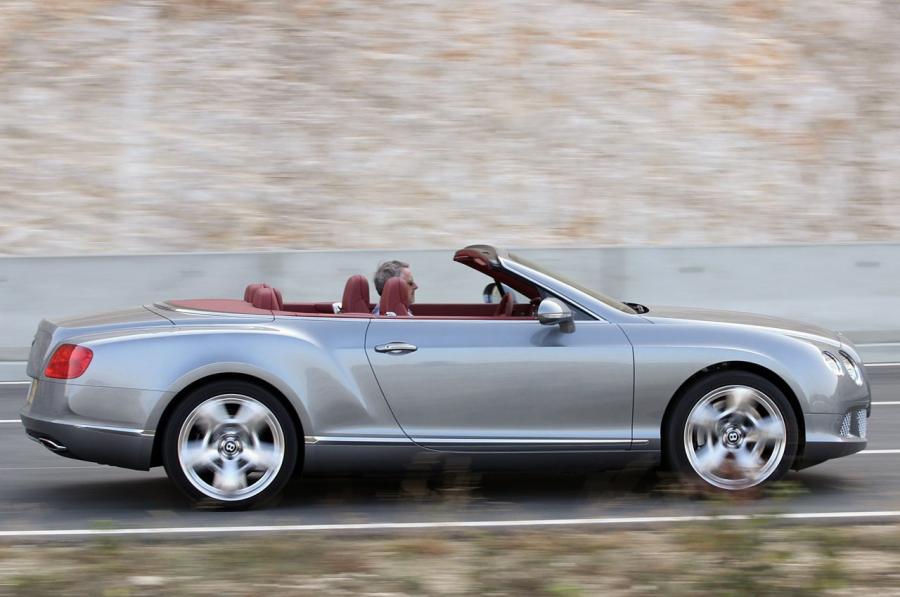  Bentley Continental GTC 2012 года  (фото 58 из 141)
